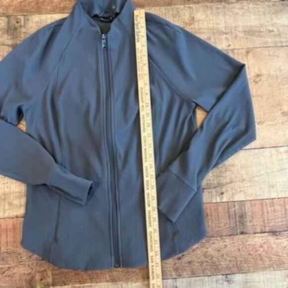 Athleta Salutation Jacket Granite Blue Full Zip Large Active Athletic Gym - Picture 8 of 13